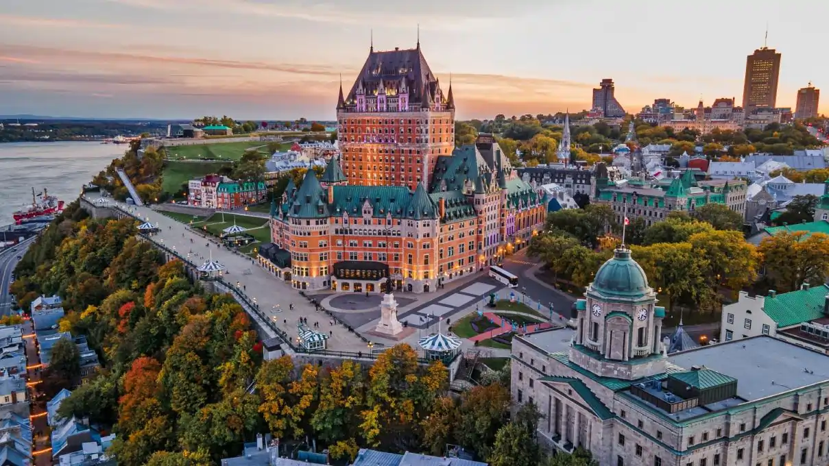 Montreal, Kanada: Kota dengan Pengaruh Eropa dan Festival Musim Panas